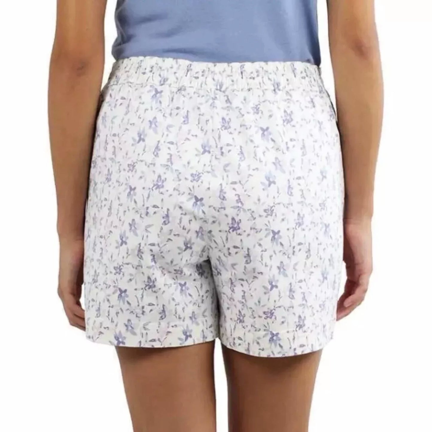 Jachs Girlfriend Women's Floral Print Cotton Blend Side Pockets Chino Shorts