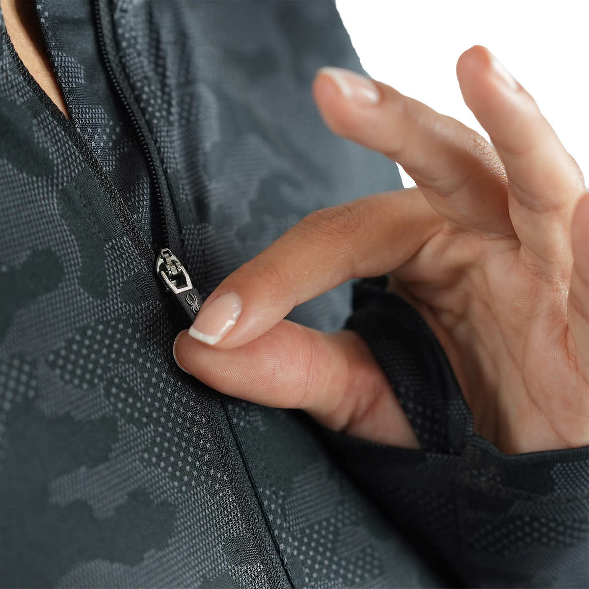 Spyder Women's Tech Soft Moisture Wicking Thumbholes Quarter Zip Active Top