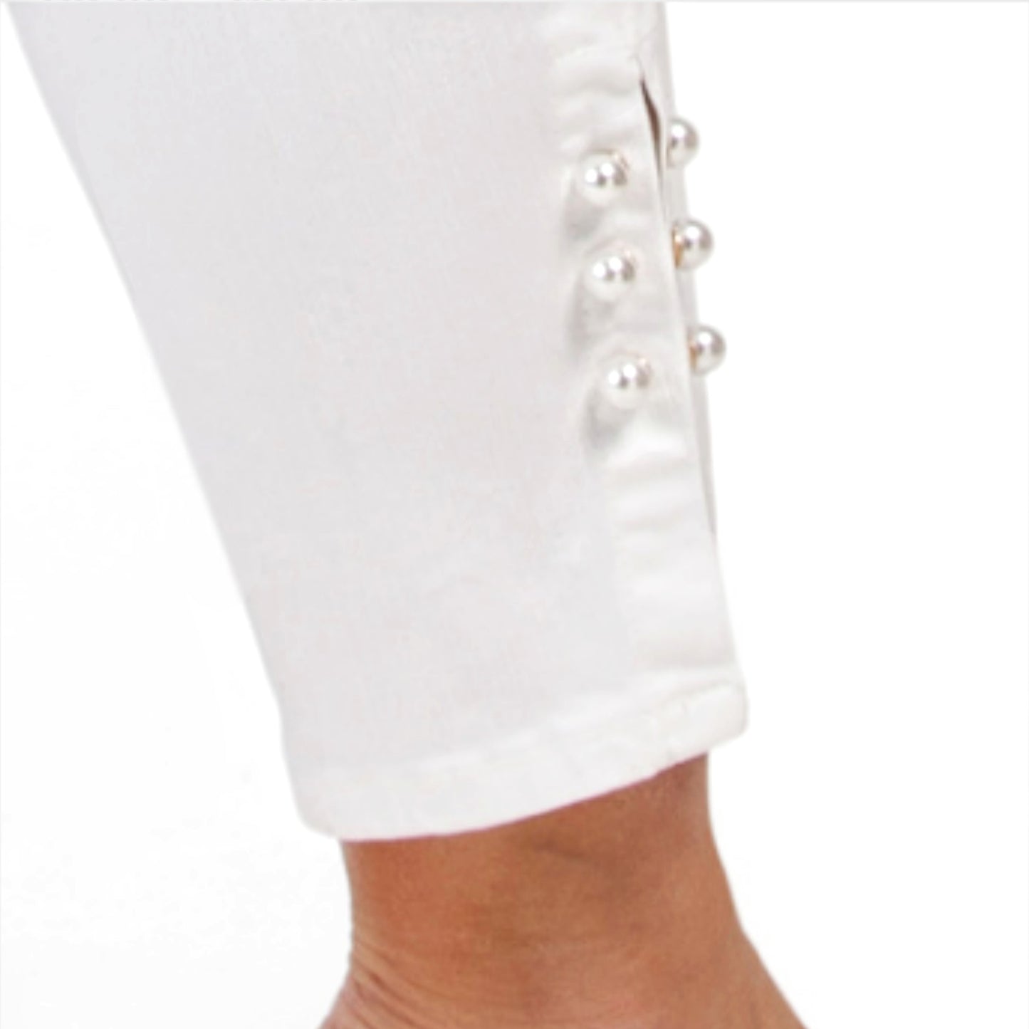 CECE Women's Plus 5 Pocket Pearls Embellished Cropped Skinny Jeans