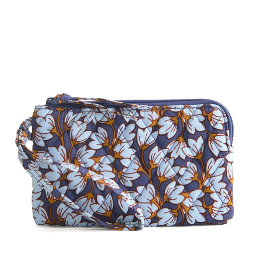 Vera Bradley Women's Floral Print Quilted Essential Zip Wristlet