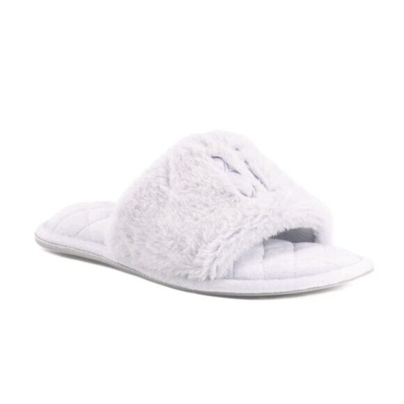 RAE DUNN Be Kind Quilted Faux Fur Cozy Slide Slippers