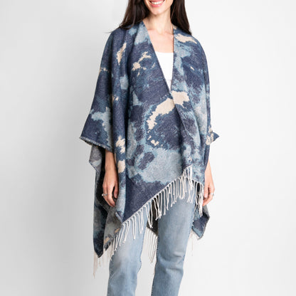 Comfyluxe Abstract Print Fringe Ruana Poncho