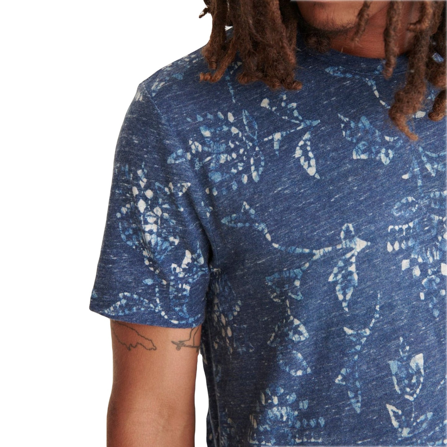 Lucky Brand Super Soft Cotton / Linen blend Tee Batik Print T-Shirt